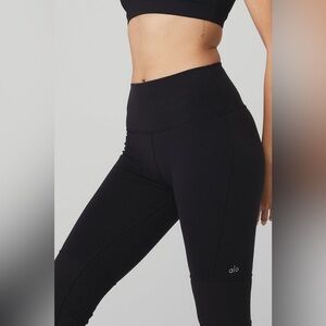 ALO Yoga Black Leggings